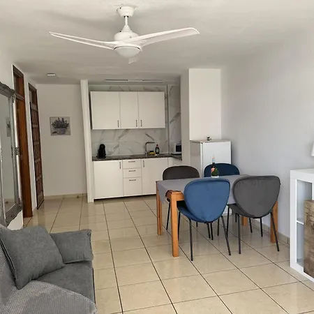 Apartment Americas Stunning Close To The Sea In Tenerife Arona (Tenerife)